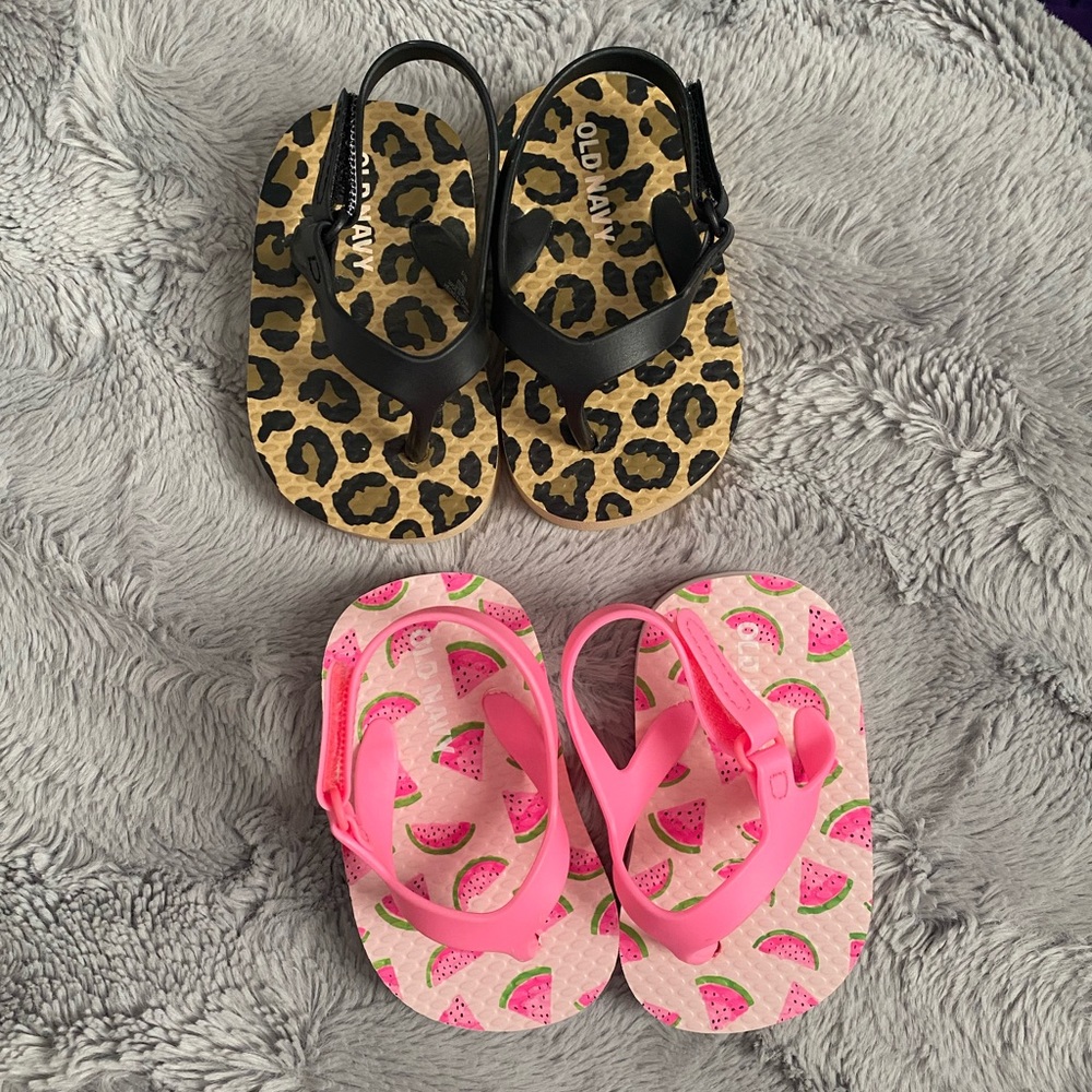Old Navy baby flip flops